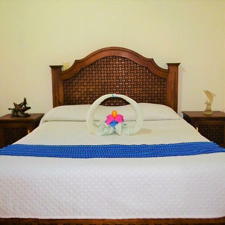 Hotel Delfin Comitan Bagian luar foto