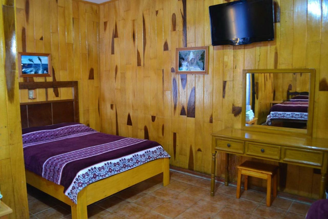 Hotel Delfin Comitan Bagian luar foto